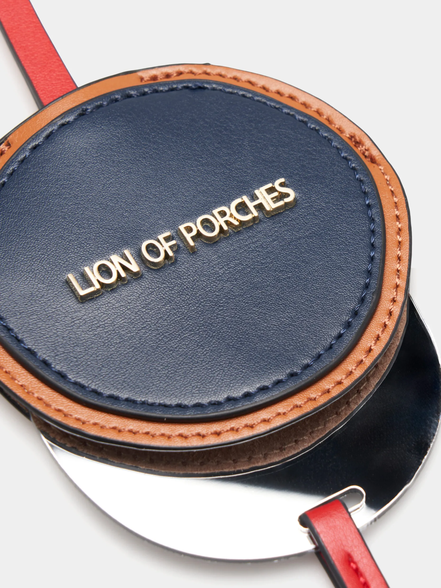 Mini-espelho para pendurar