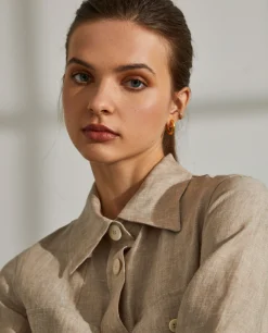 Overshirt para mulher de linho com cinto e bolsos