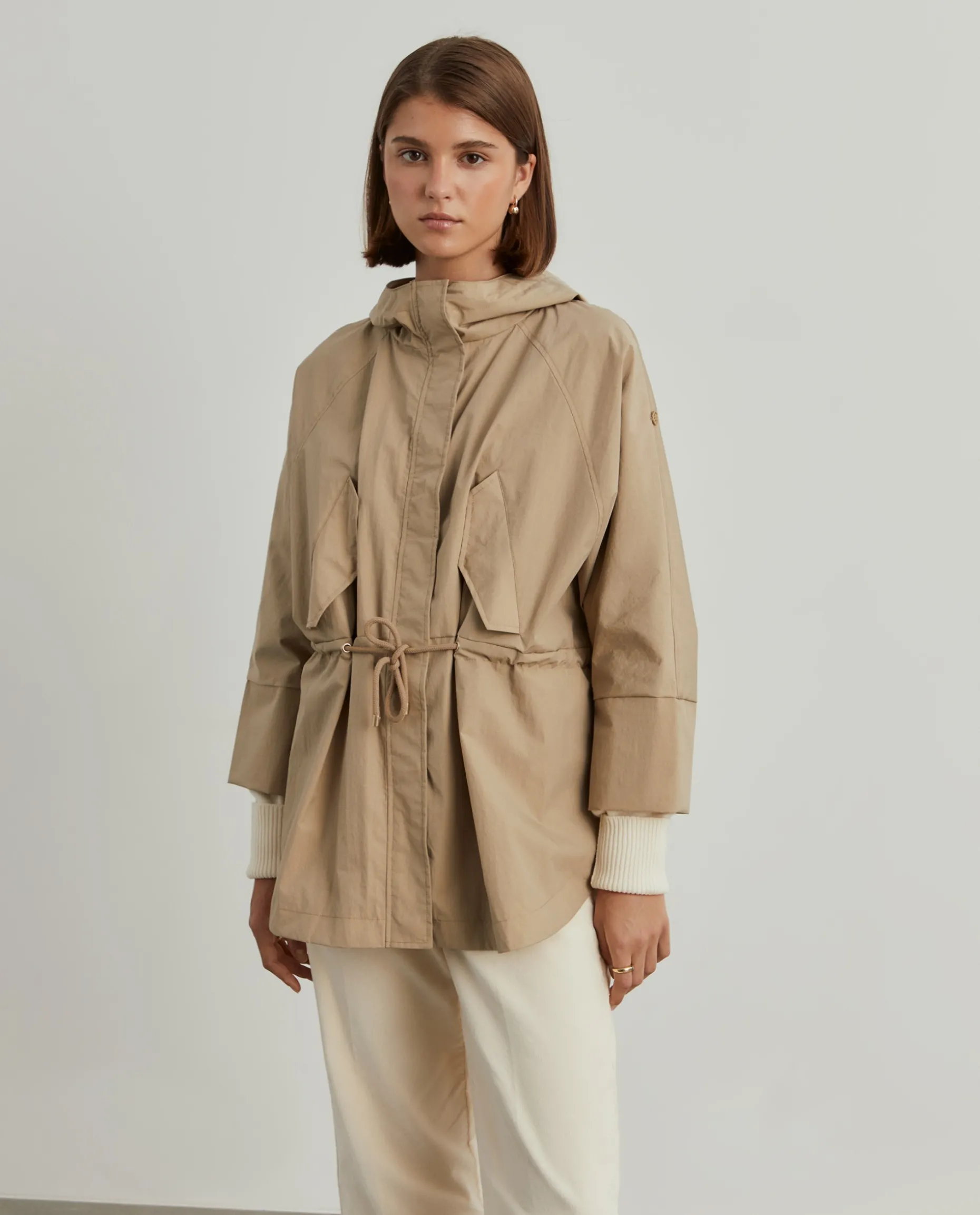 Parka oversized com capuz