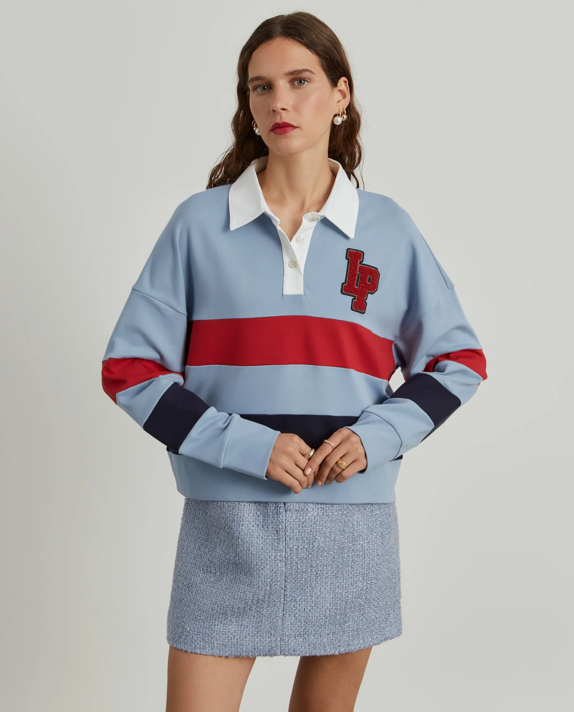 Polo manga comprida às riscas