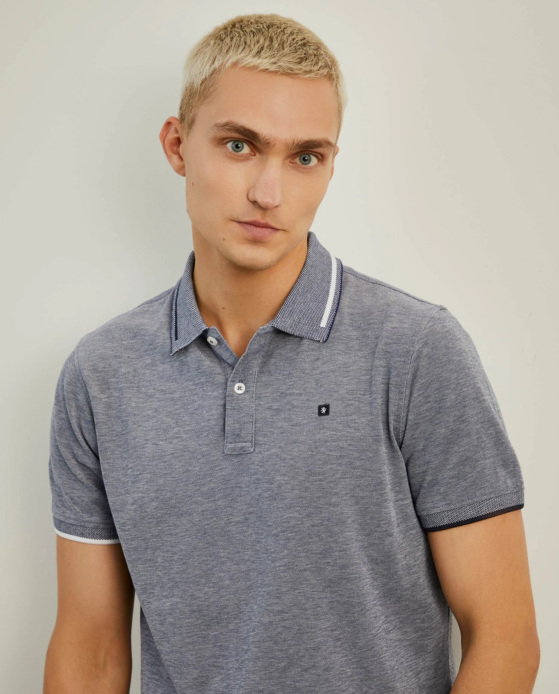 Polo piqué regular fit com riscas