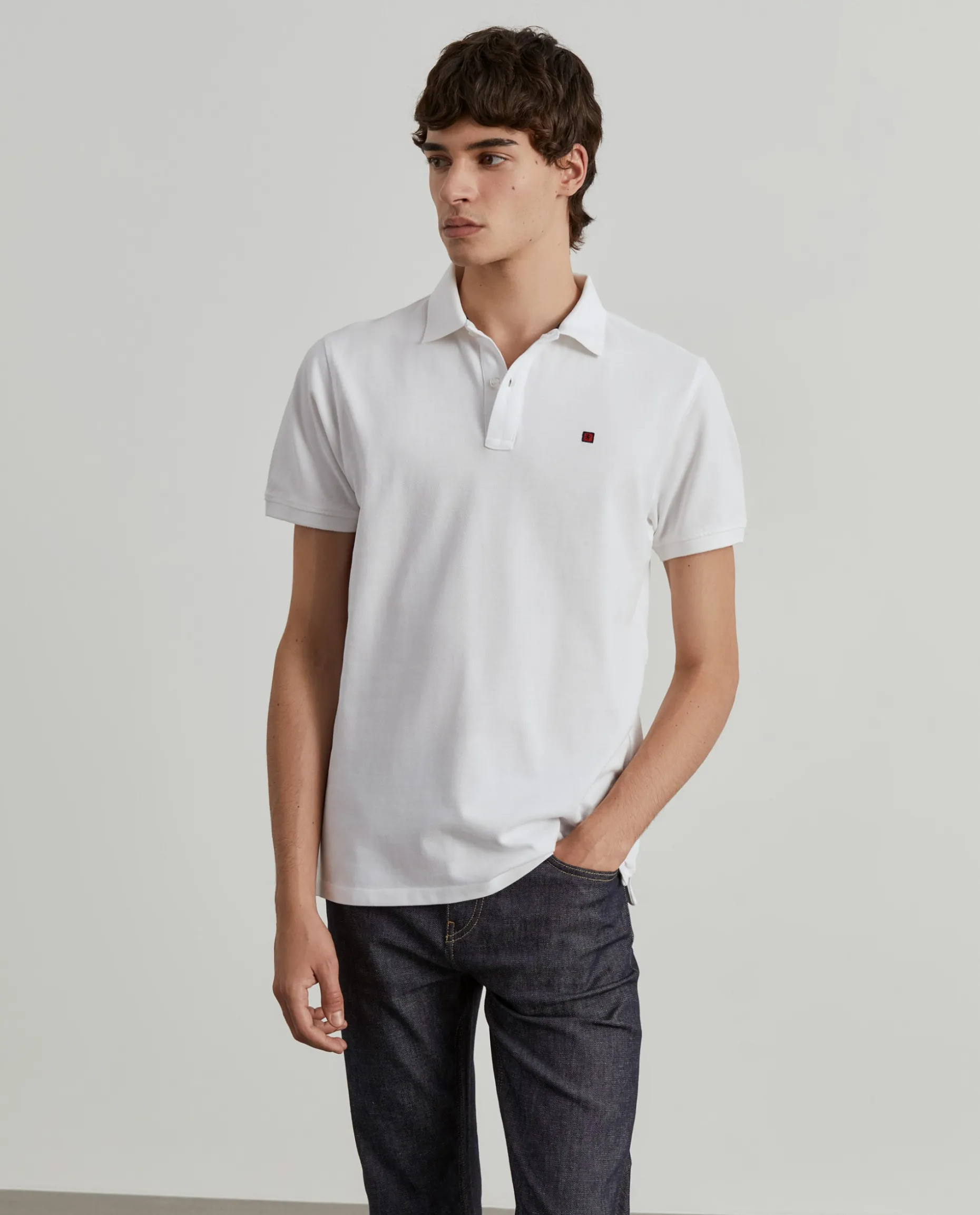 Polo piqué regular fit em algodão