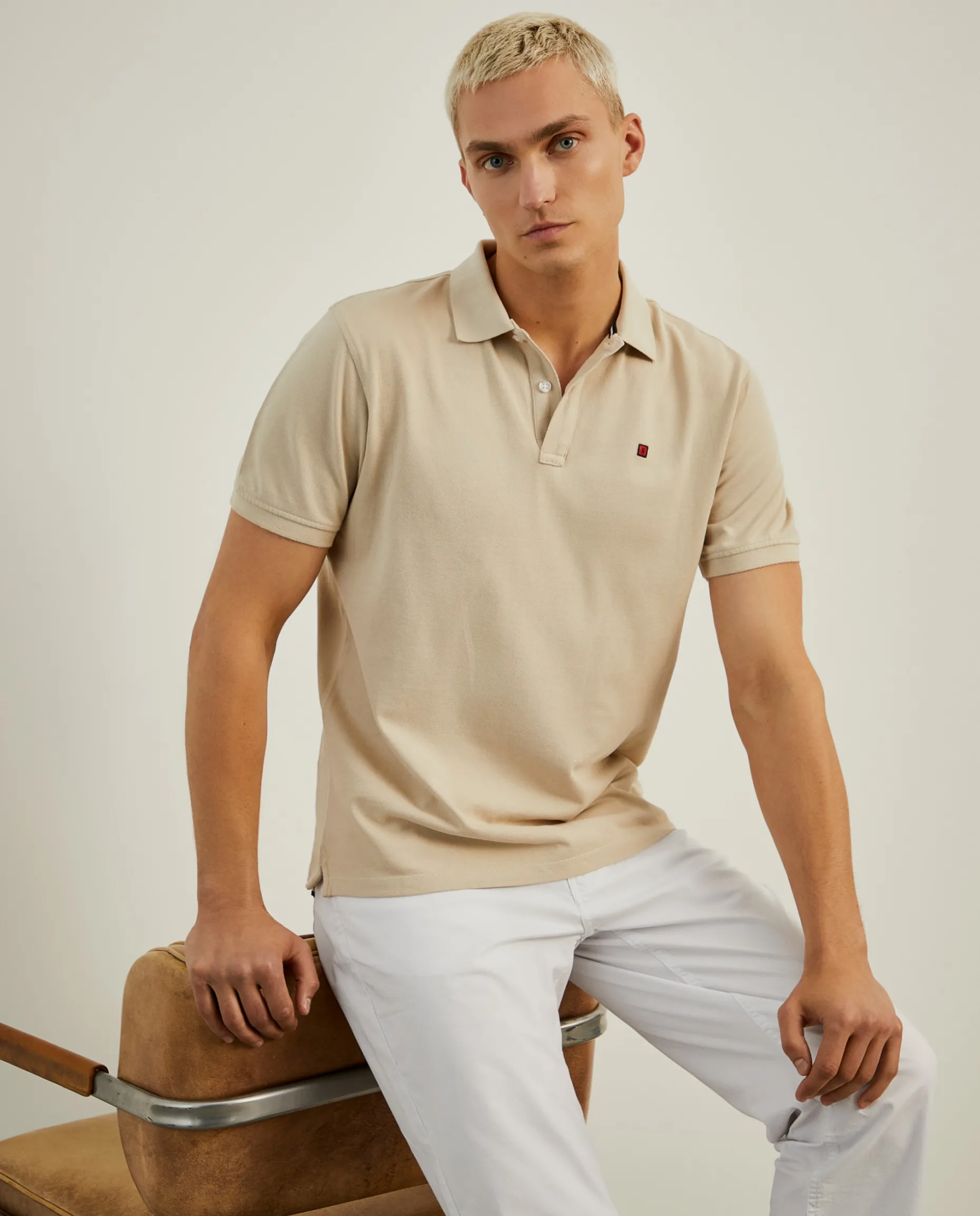 Polo piqué regular fit em algodão