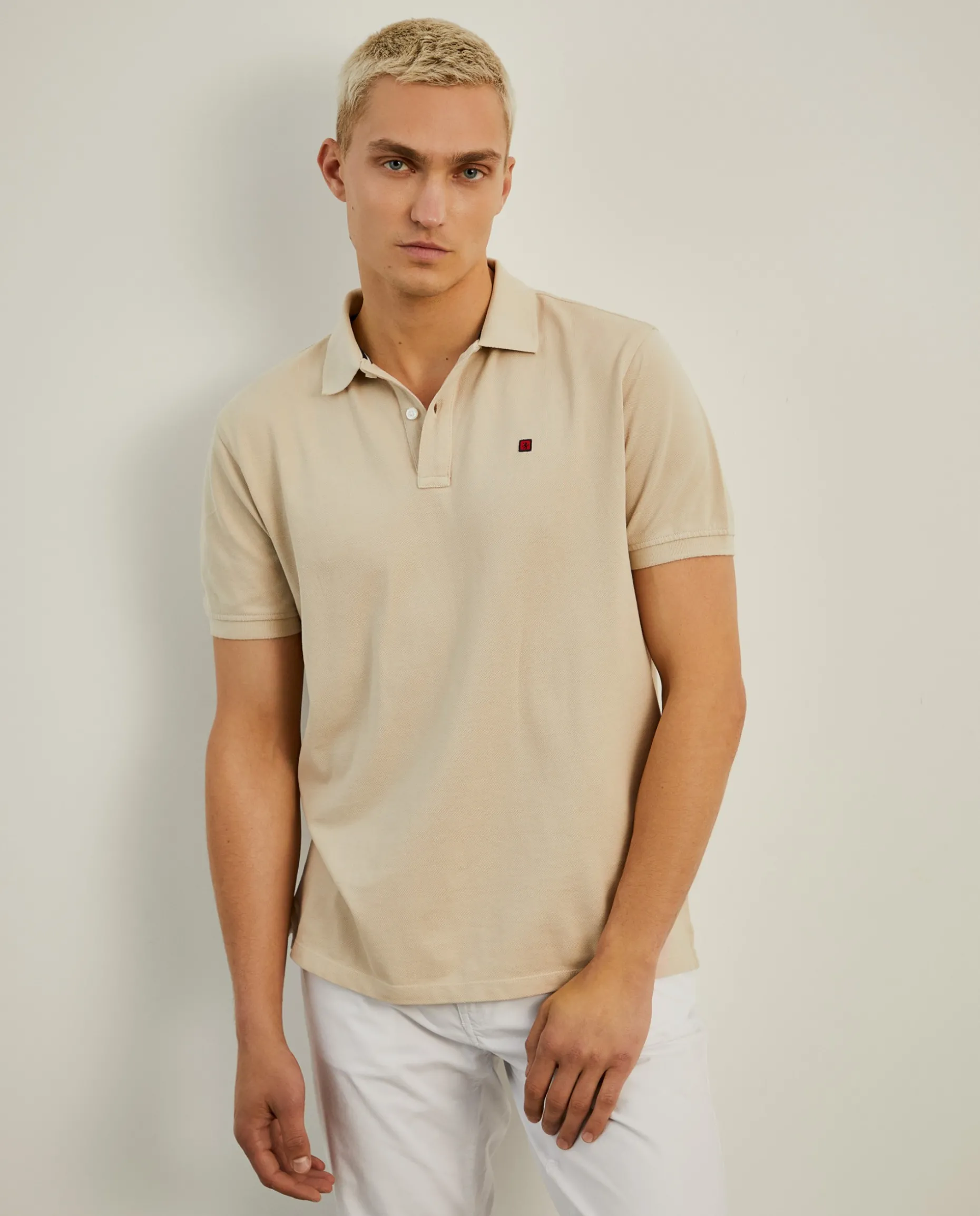 Polo piqué regular fit em algodão