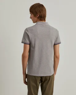 Polo piqué slim fit com riscas