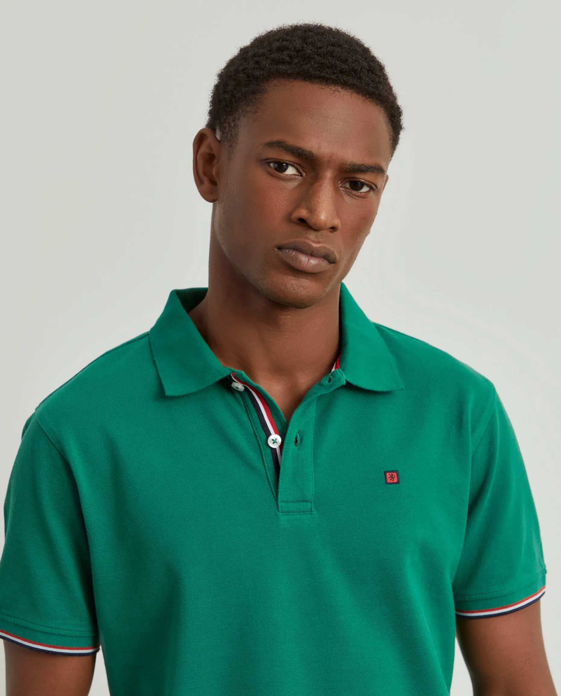 Polo piqué slim fit em algodão