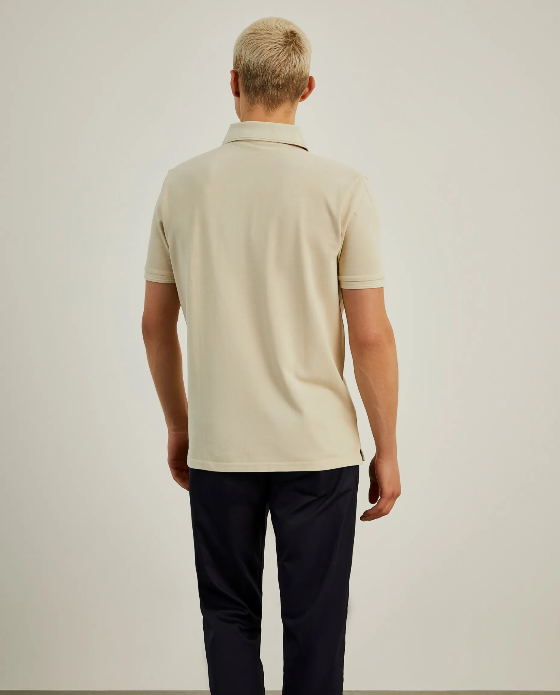 Polo piqué slim fit garment dye