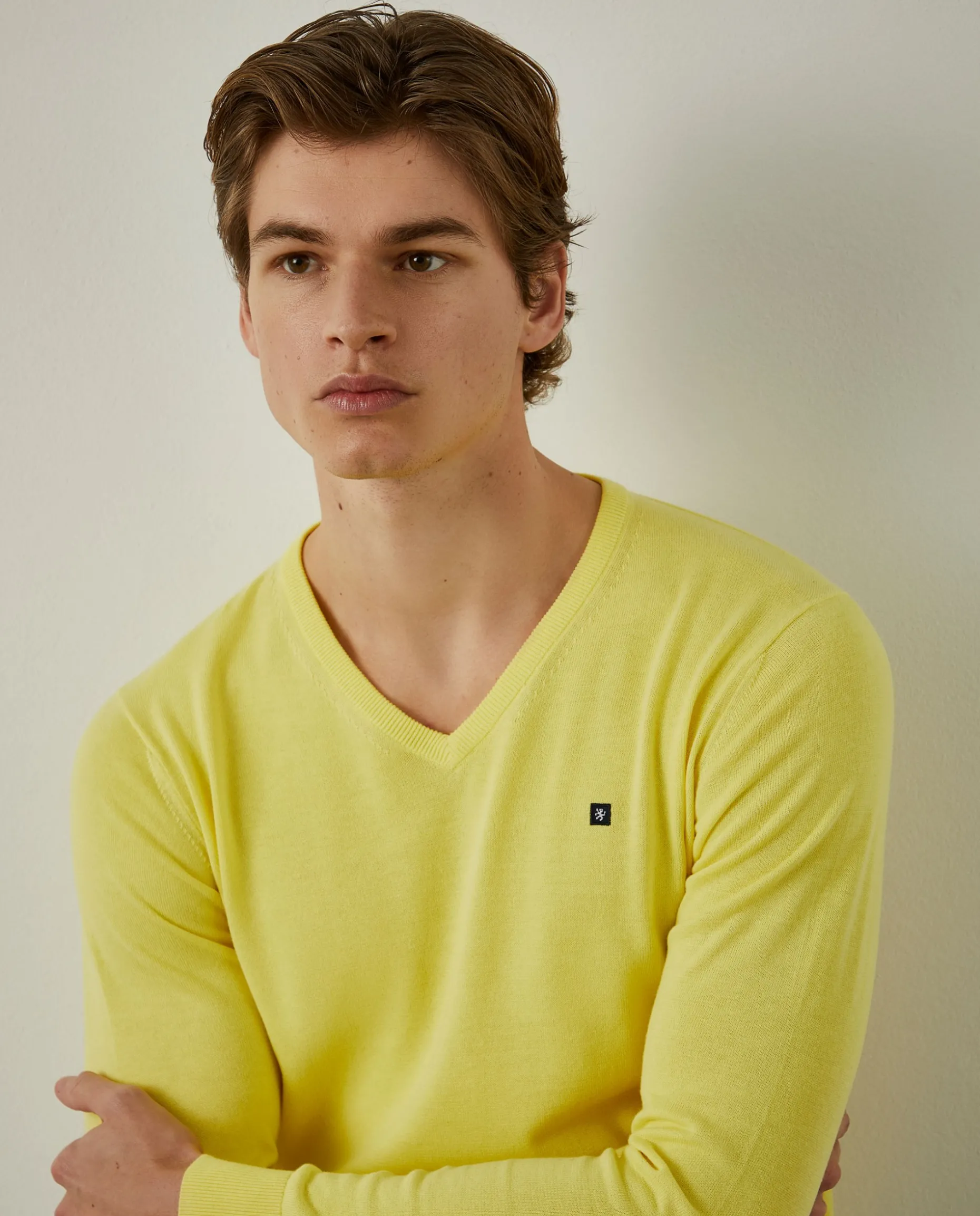 Pullover de algodão com decote em V