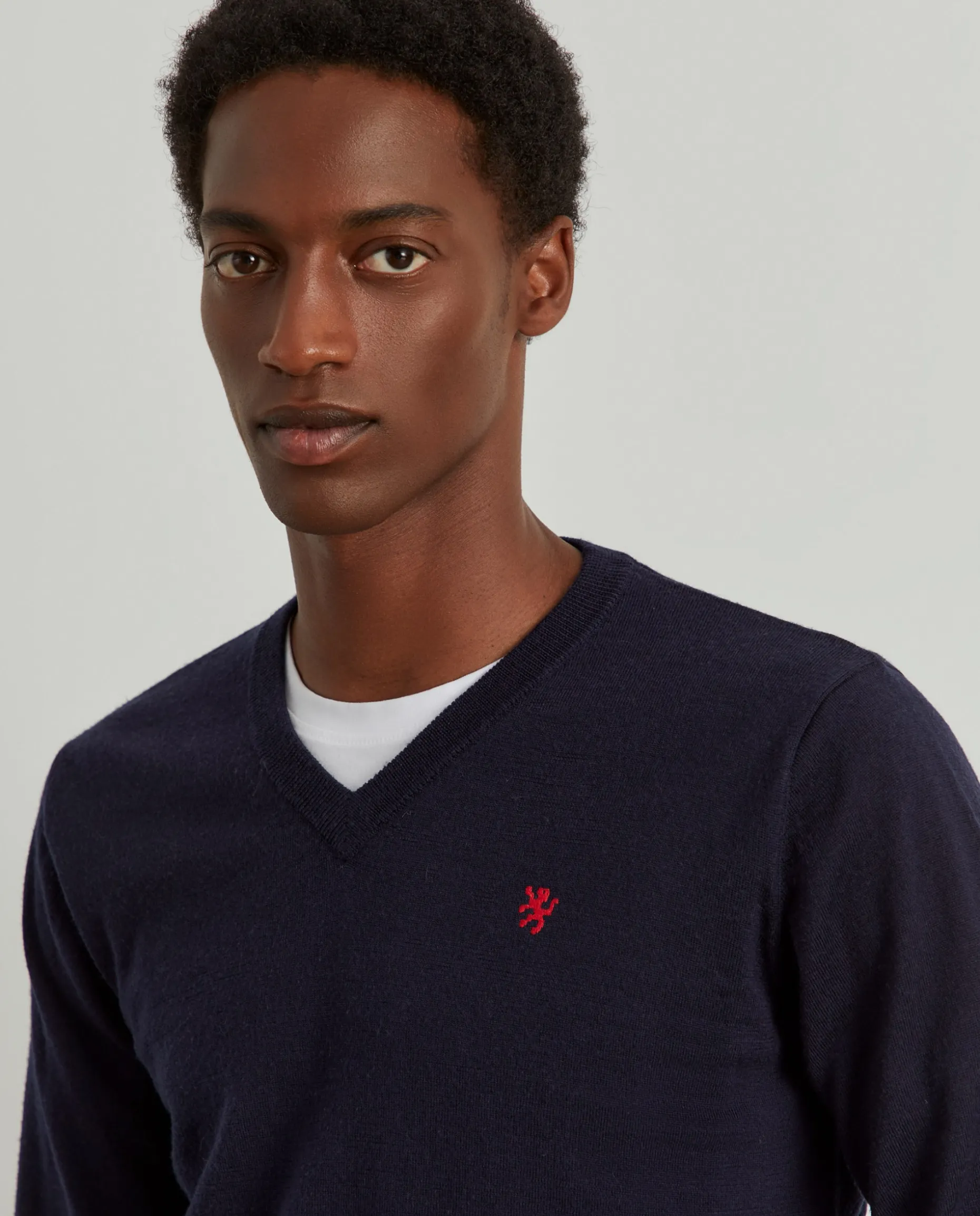 Pullover de lã com decote em V