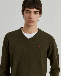 Pullover de lã decote em bico