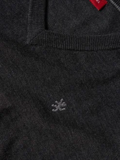 Pullover de lã decote em V