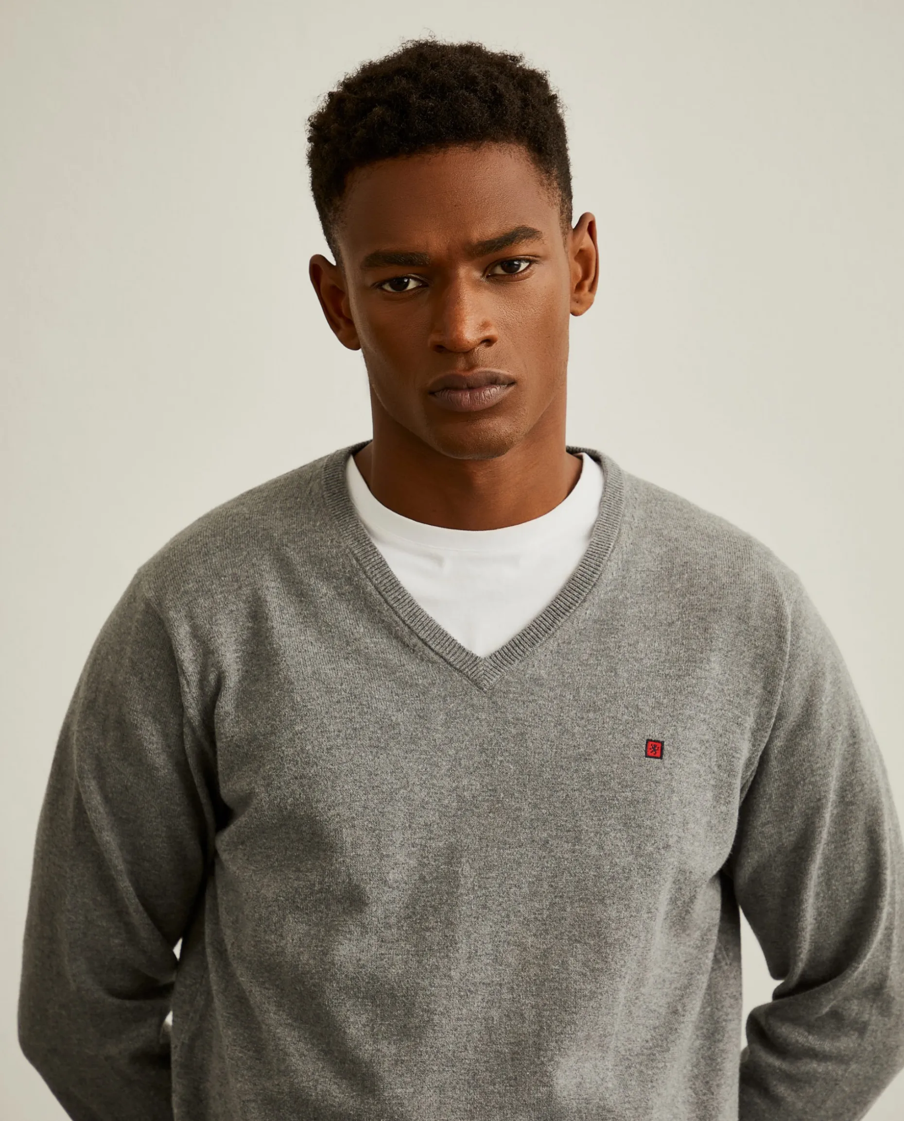 Pullover decote em V de algodão e caxemira