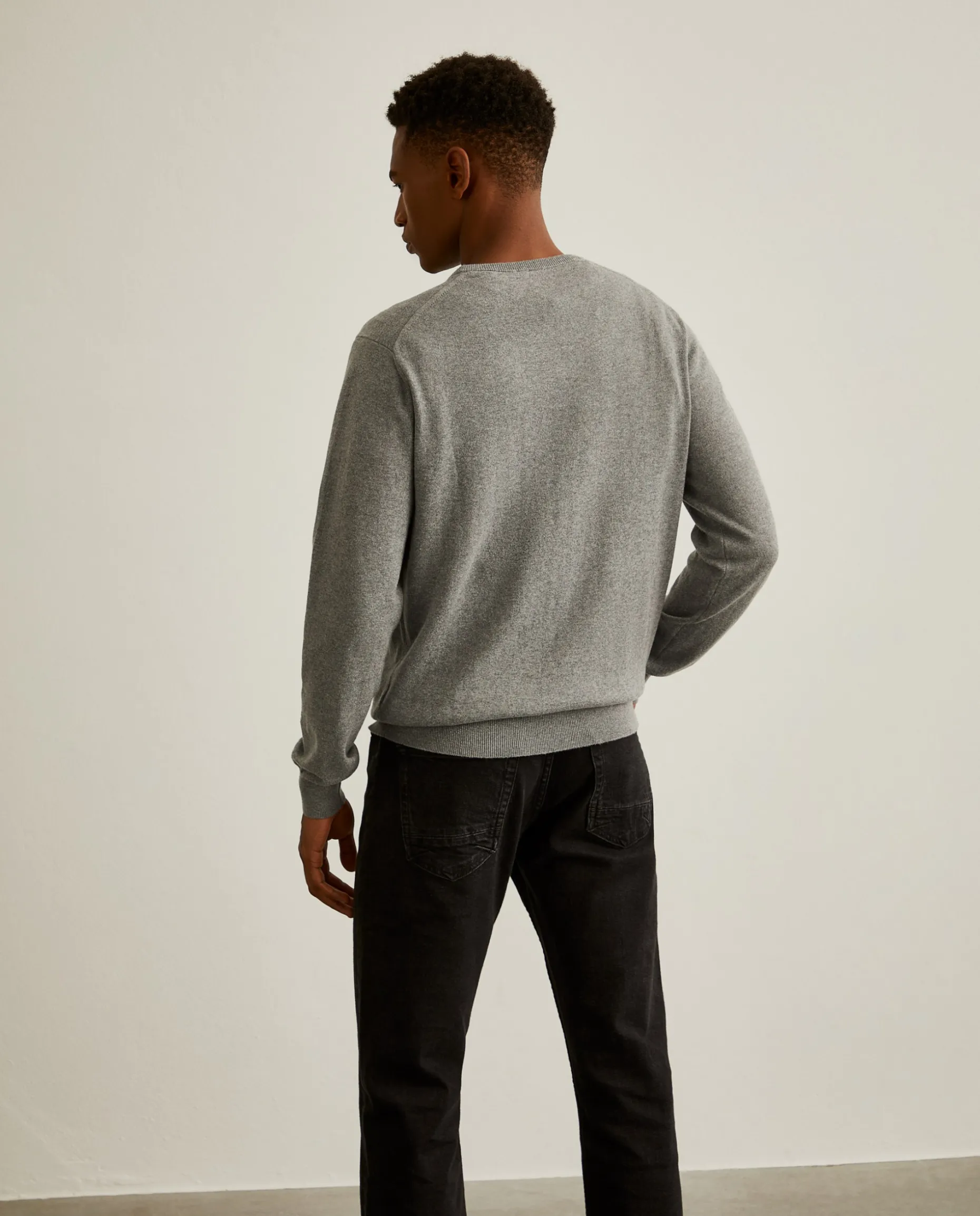 Pullover decote em V de algodão e caxemira