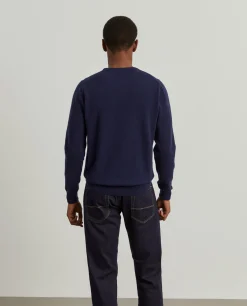 Pullover em lã com decote redondo