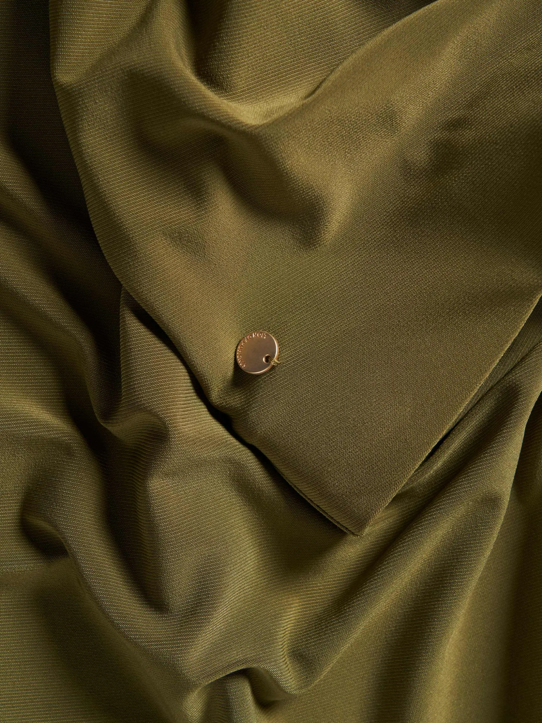 Saia comprida de malha fluida