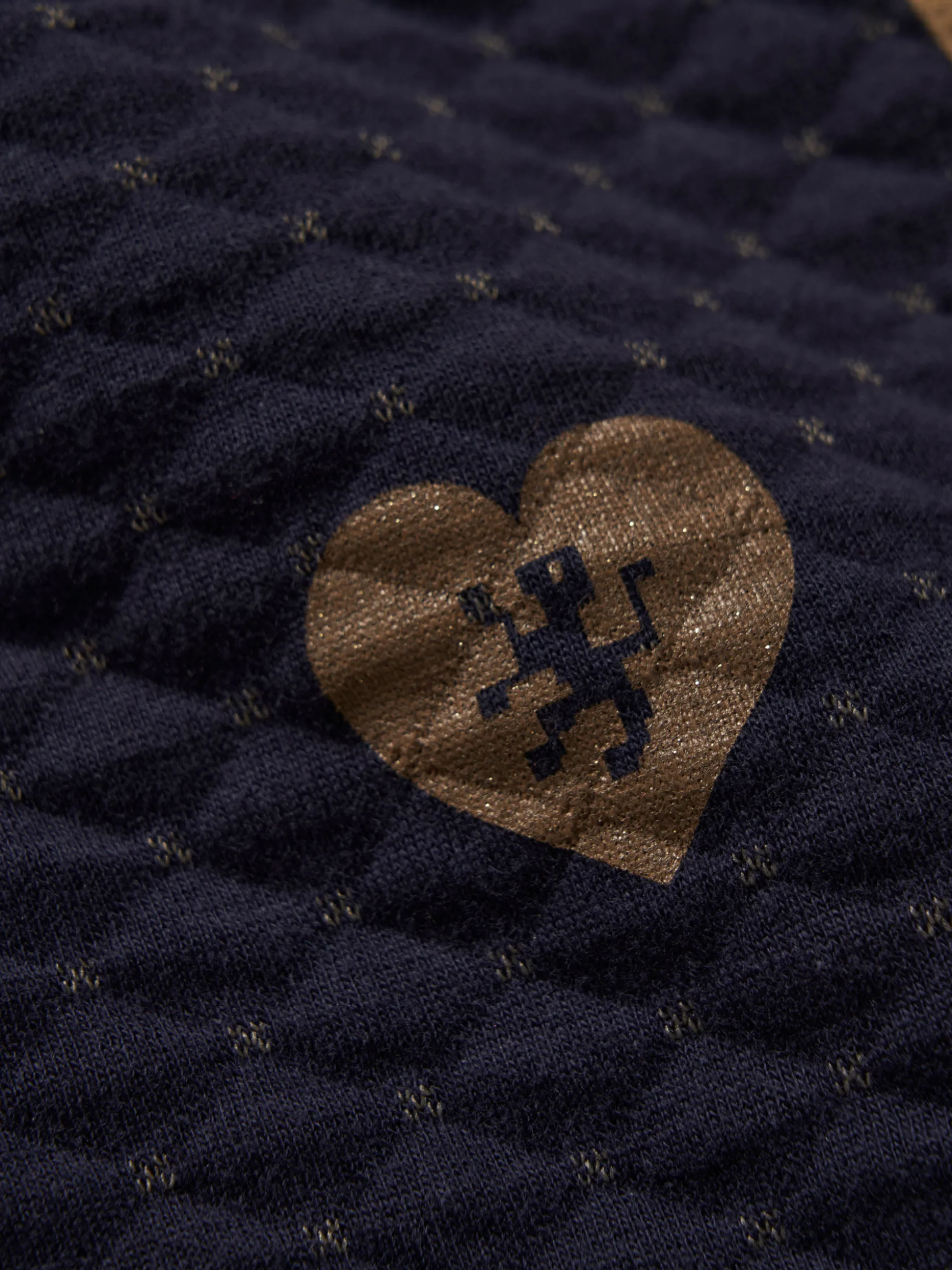 Saia curta com micropadrão