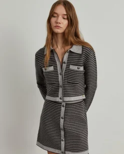 Saia curta de malha às riscas