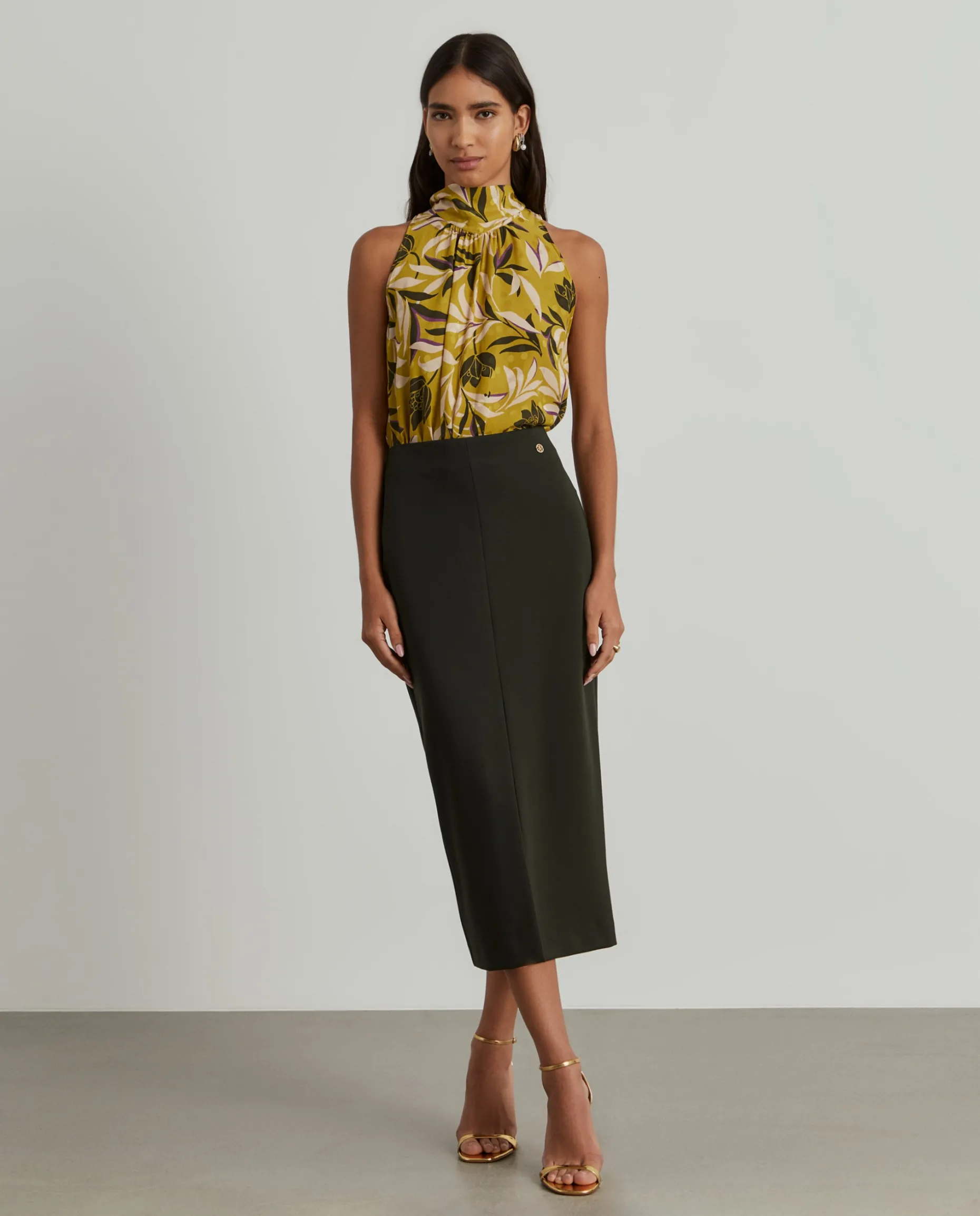 Saia lápis midi justa