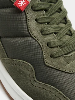 Sapatilhas desportivas caqui