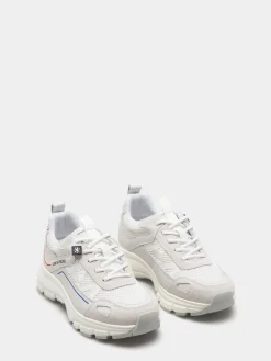 Sapatilhas desportivas combinadas