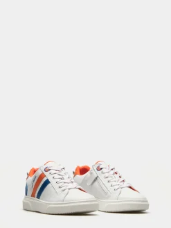 Sapatilhas unissexo em pele com cordões e fecho