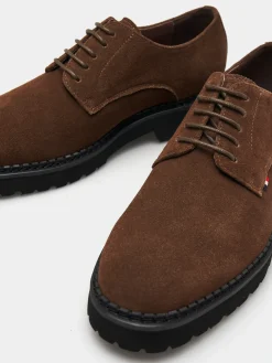 Sapatos camurça com cordões