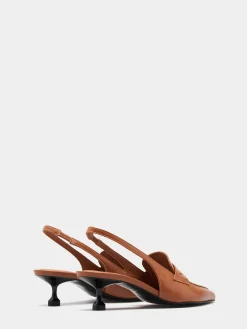 Sapatos mules com tacão kitten