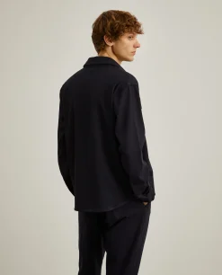 Sobrecamisa com bolsos no peito