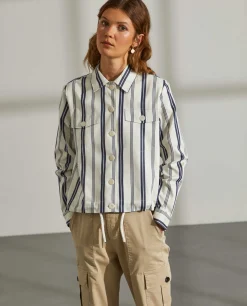 Sobrecamisa com riscas e cintura ajustável