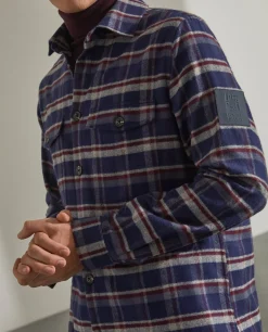 Sobrecamisa em xadrez