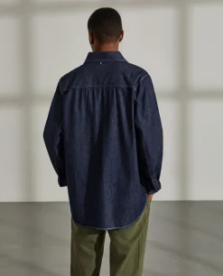 Sobrecamisa para homem regular fit em denim e com bolsos