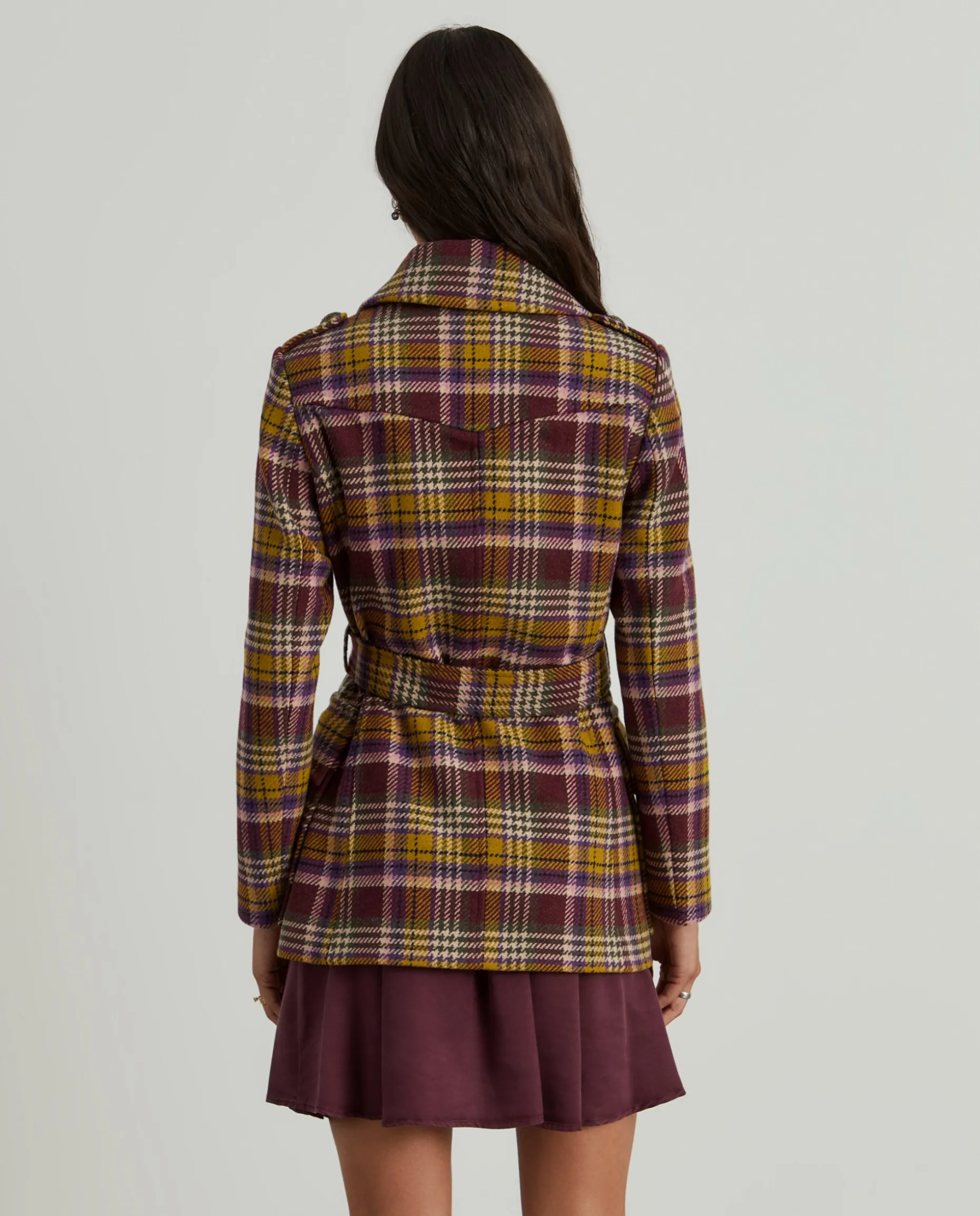 Sobretudo curto pied de poule com cinto