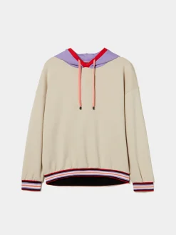 Sweater com capuz ajustável