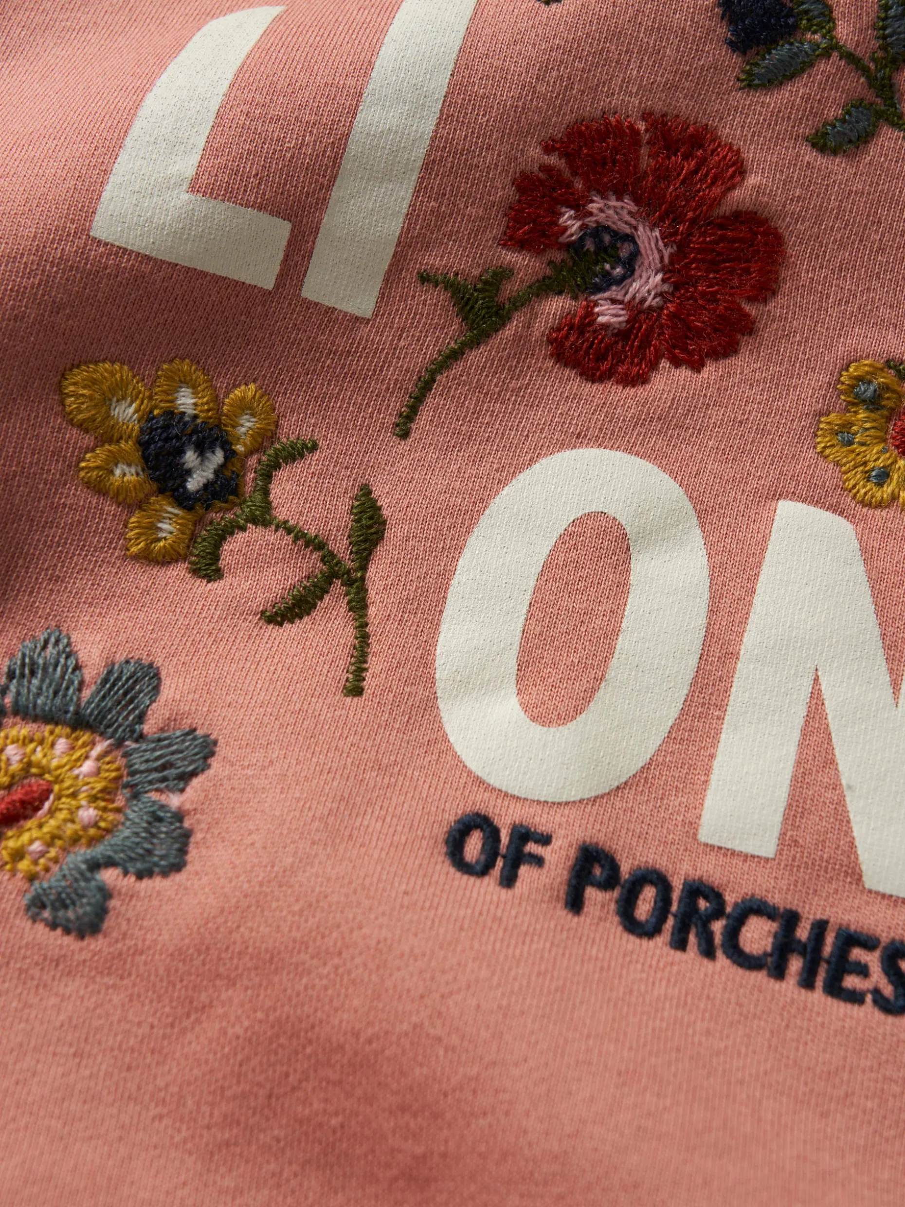 Sweater com capuz e bordado de flores