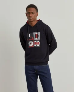 Sweater com estampado e capuz