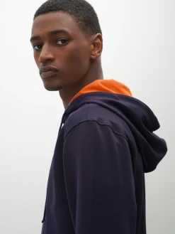 Sweatshirt com capuz