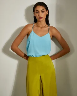 Top de alças fluido