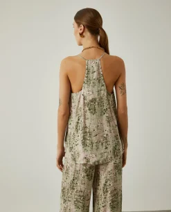 Top de alças fluido com padrão abstrato