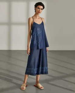 Top para mulher em lyocell com estampado floral e sem mangas