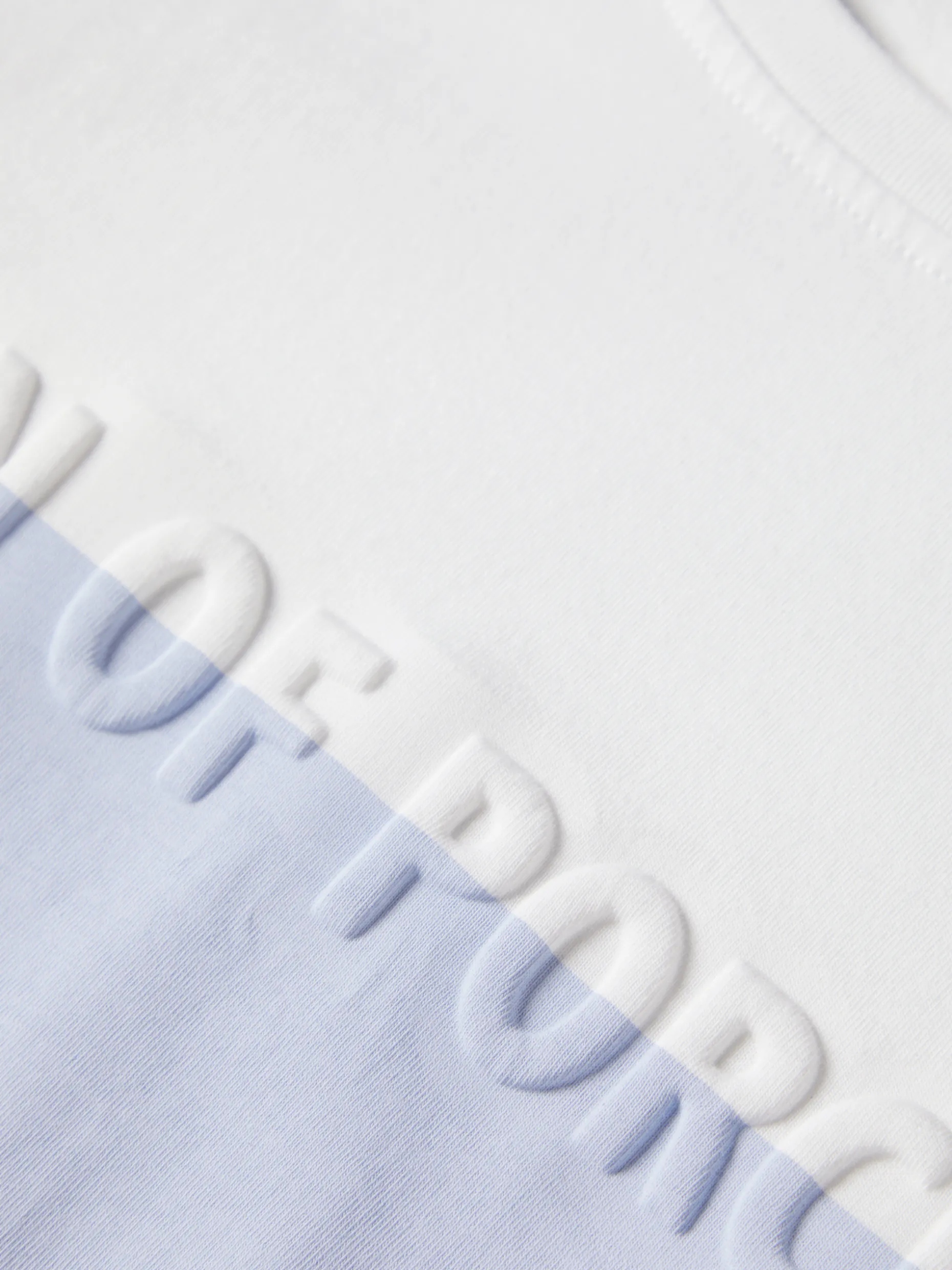 T-shirt 100% algodão com barra em contraste