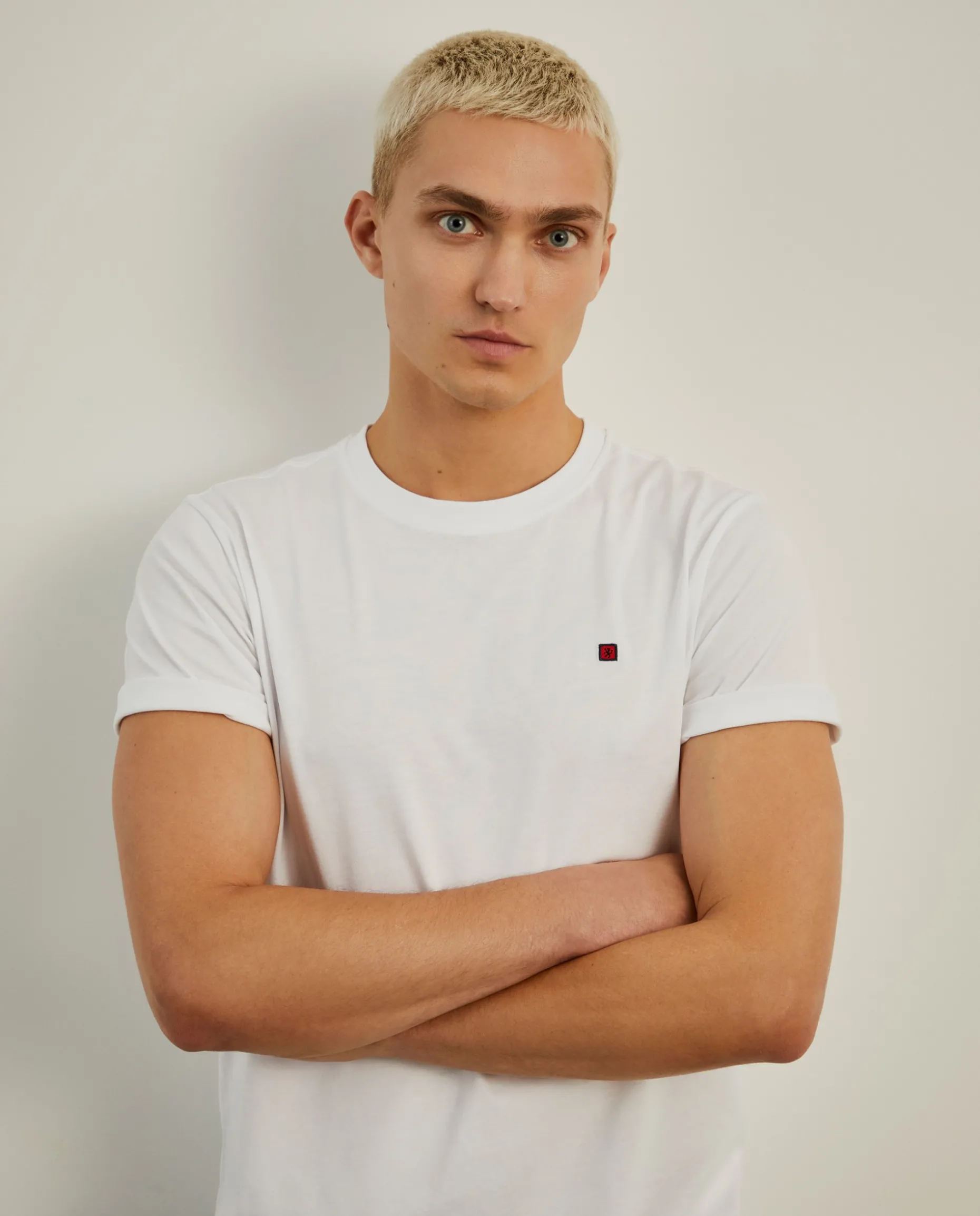 T-shirt básica de algodão