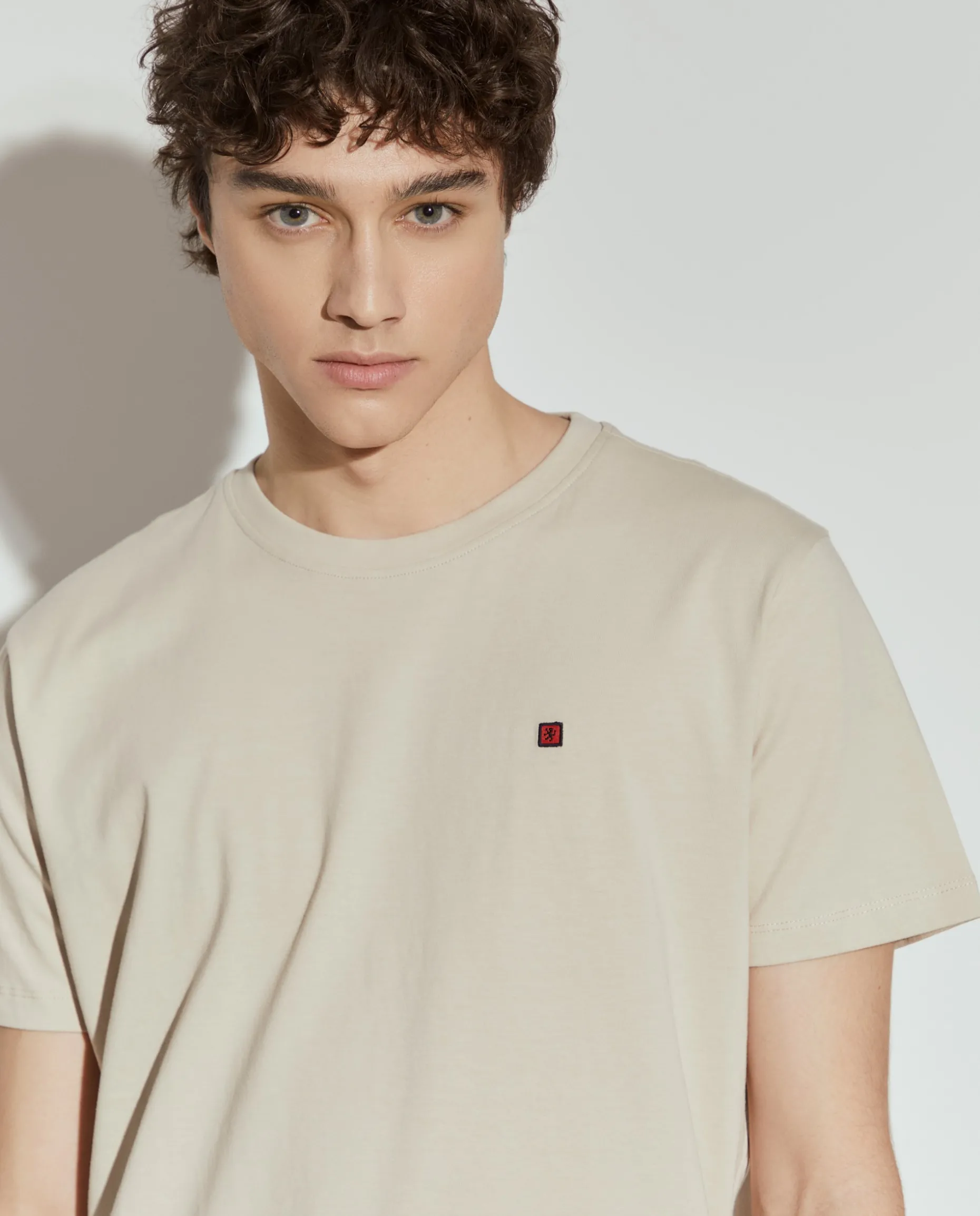 T-shirt básica de algodão