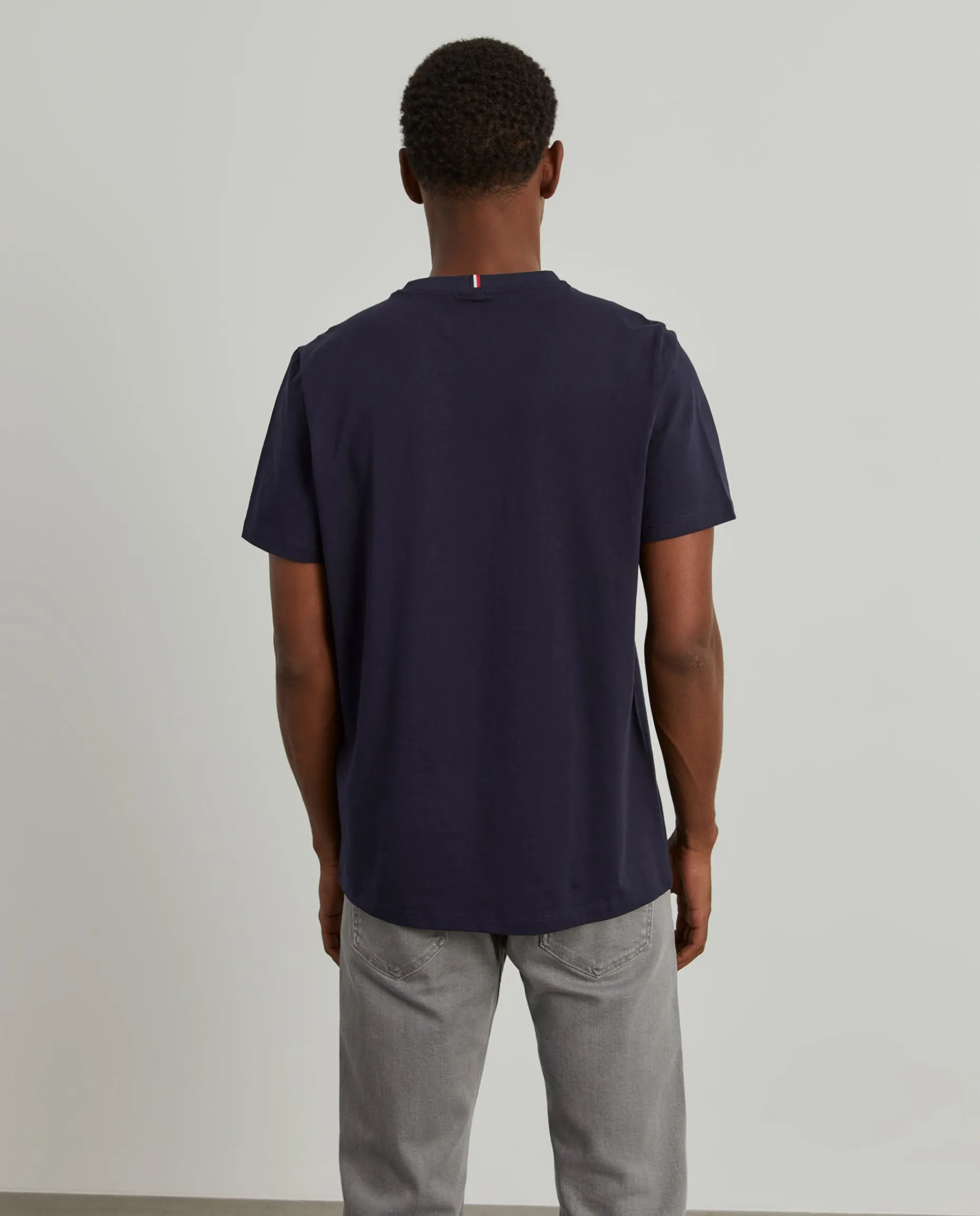 T-shirt básica de algodão