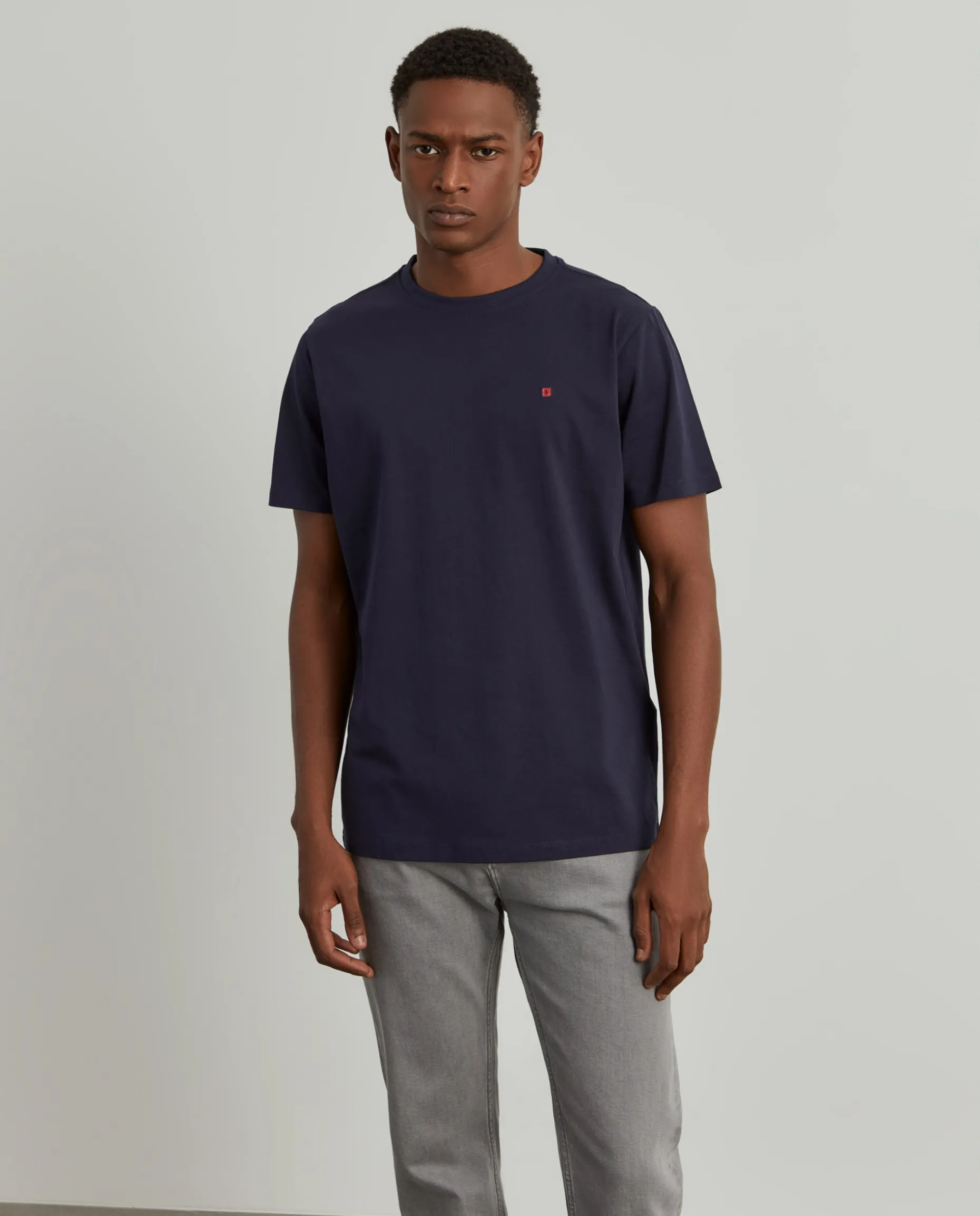 T-shirt básica de algodão