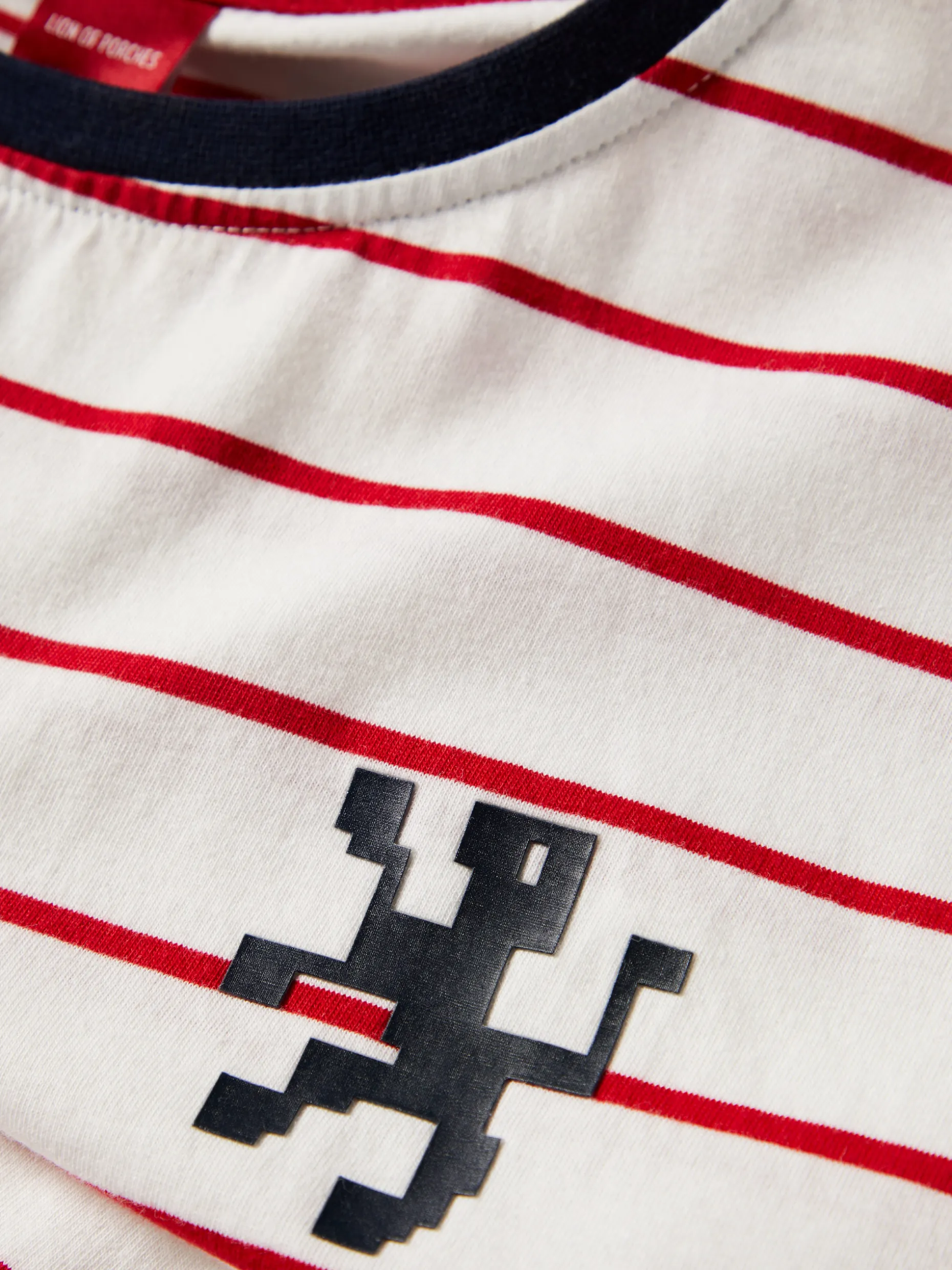 T-shirt com padrão de riscas 100% algodão