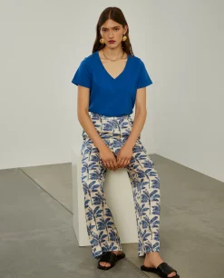 T-shirt de algodão decote em V