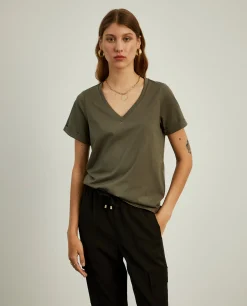 T-shirt de algodão decote em V