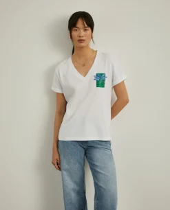 T-shirt decote em V com estampado