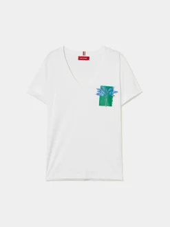 T-shirt decote em V com estampado