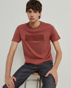 T-shirt manga curta com estampado